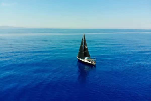 Boots Folierung für individuelles Design und langlebigen Schutz Ihrer Yacht